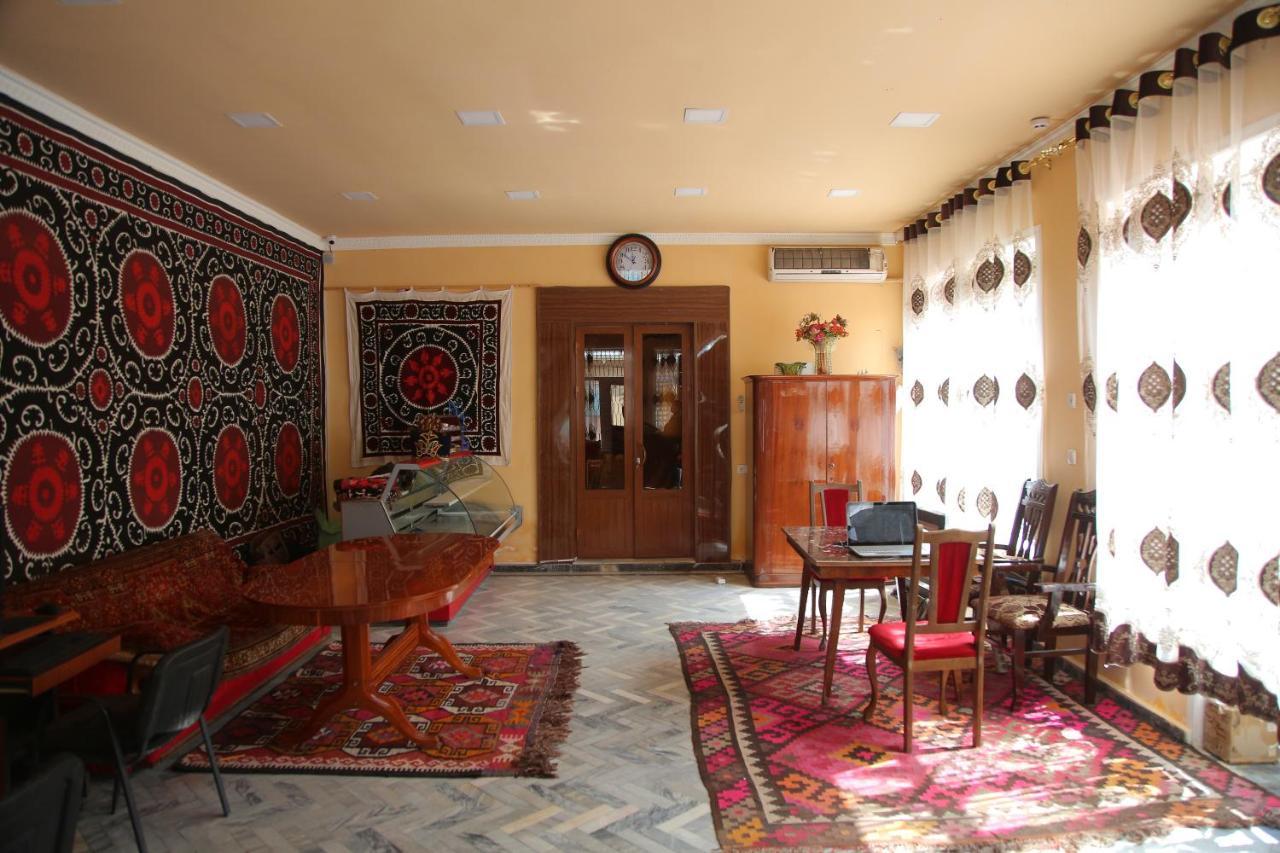Gulsara Hostel Samarkand Bagian luar foto